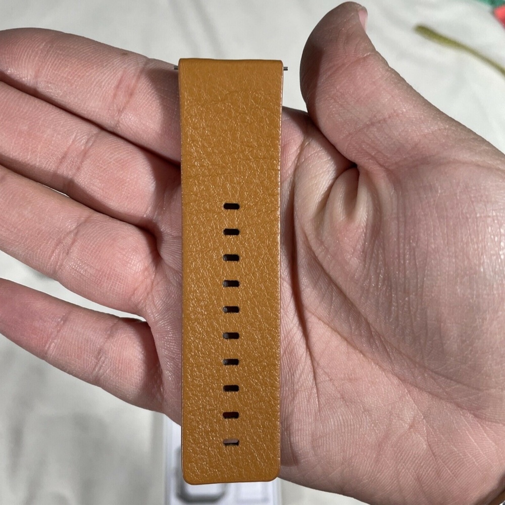 NIB $100 FITBIT‎ [ Size Small ] Blaze Leather Smart BAND ONLY in Carmel - Picture 7 of 12